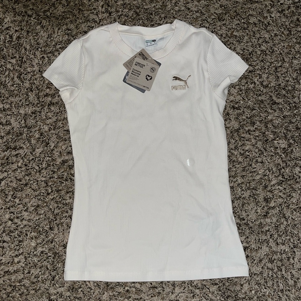 Puma top
